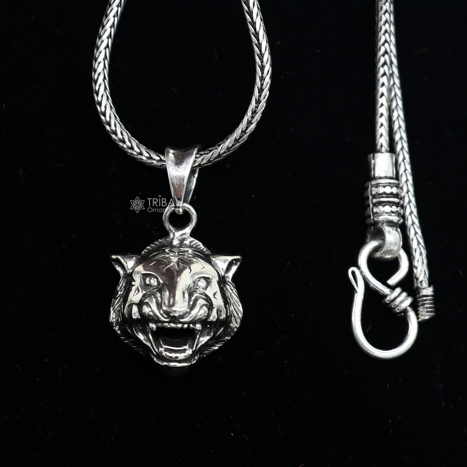 925 sterling silver LION FACE pendant symbolizes qualities associated with lions, such as courage, strength, and leadership nsp707 - TRIBAL ORNAMENTS