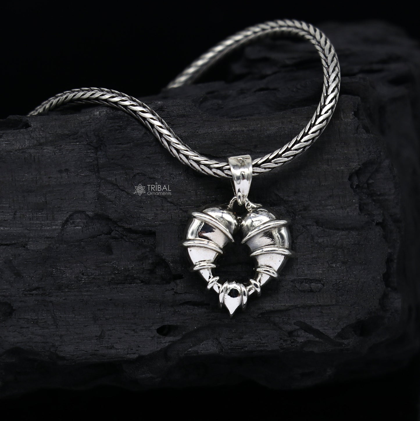 925 sterling silver unique design heart shape pendant necklace locket best gifting jewelry  Nsp710 - TRIBAL ORNAMENTS