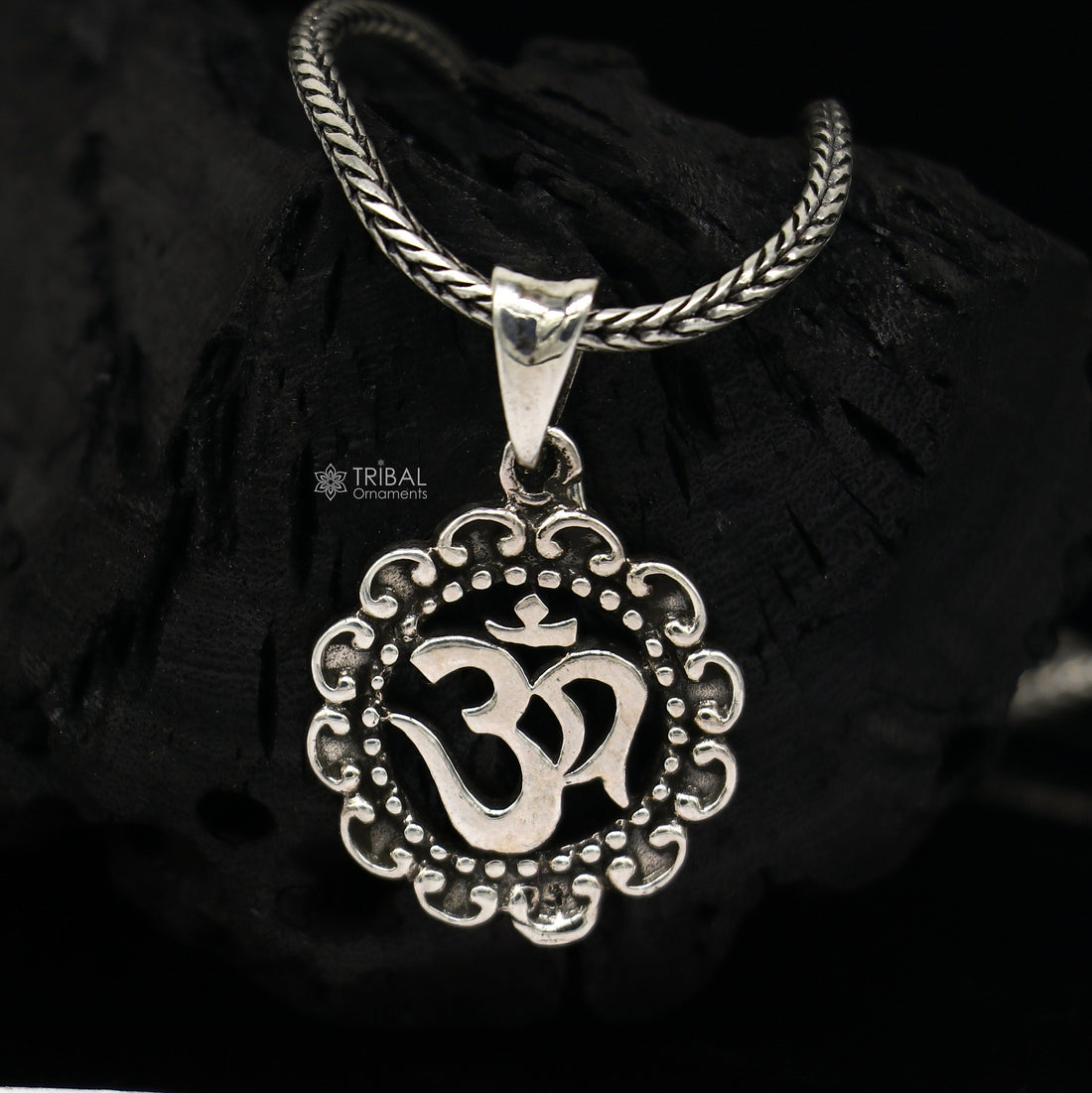 925 pure silver divine mantra AUM OR OM pendant best gifting pendant, wheat chain necklace locket best delicate unisex  jewelry nsp740 - TRIBAL ORNAMENTS