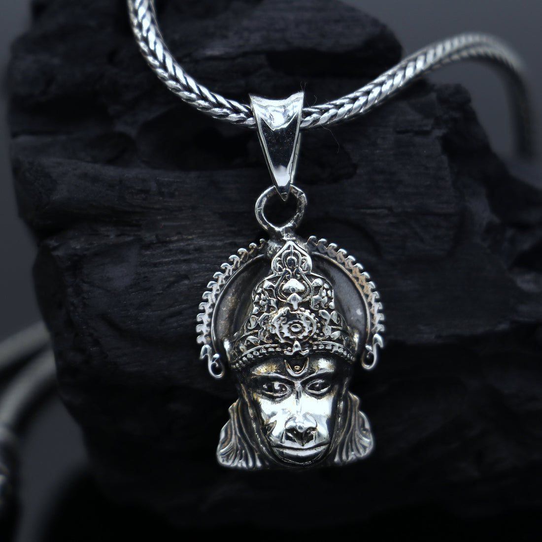 Divine 925 sterling silver trendy lord hanuman face pendant daily use pendant best delicate kavacham jewelry NSP678 - TRIBAL ORNAMENTS