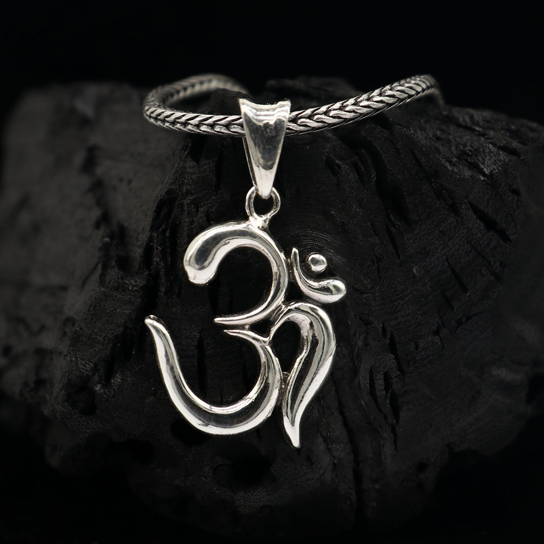 925 sterling silver handmade Divine 'Aum' OM pendant, amazing stylish good luck pendant exclusive jewelry tribal jewelry NSP682 - TRIBAL ORNAMENTS