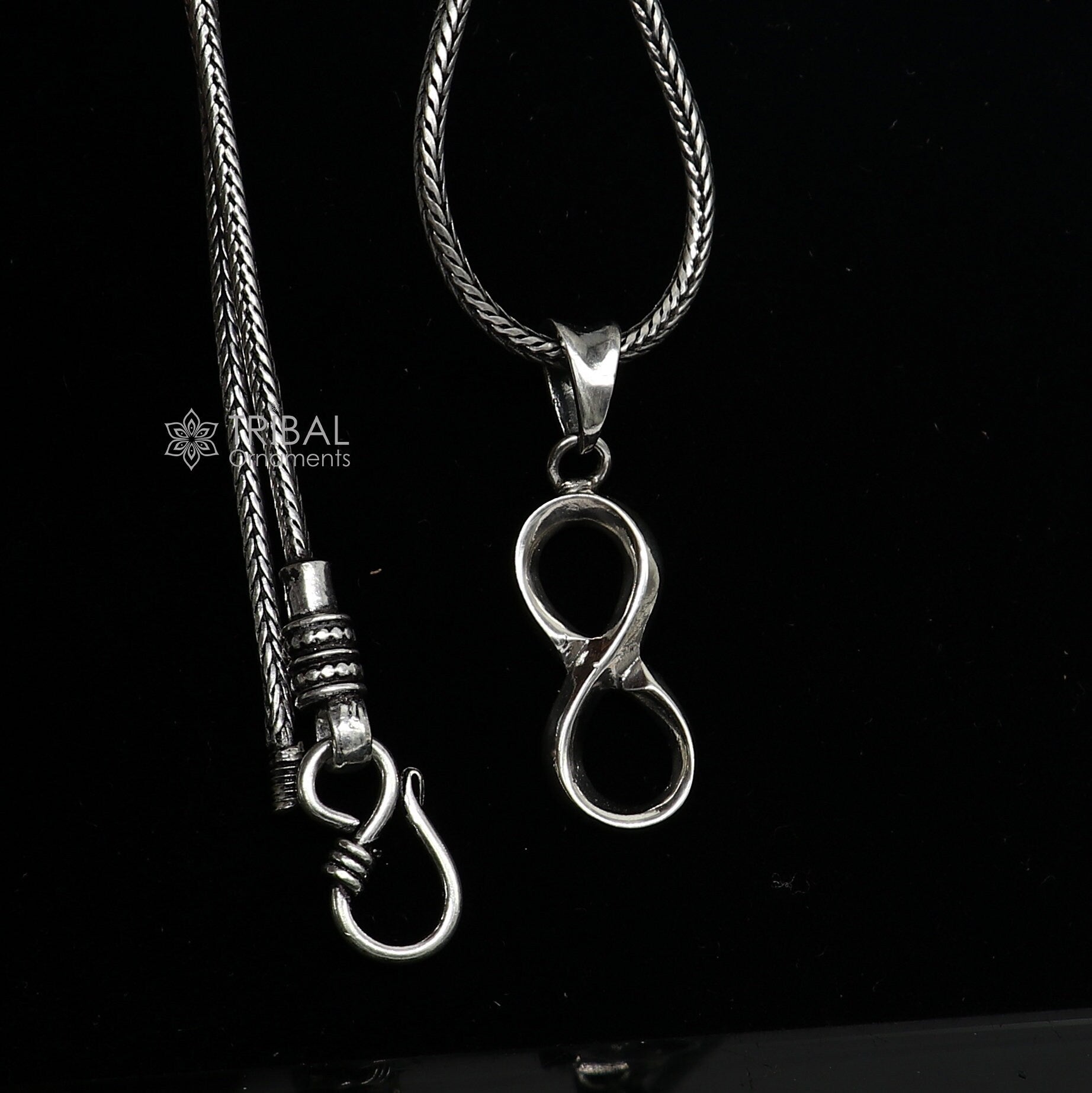 Jewlpire Silver Chain for Men Boys Women, 5.5mm Men's Chain Necklace  Stainless Steel Figaro Chain Necklaces Mens Silver Chain, 18 Inches - Yahoo  Shopping