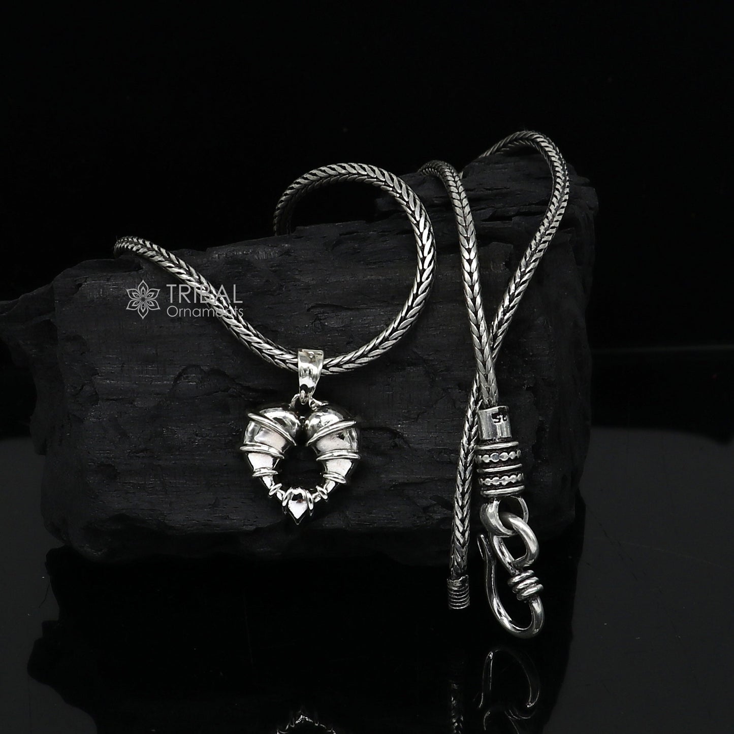 925 sterling silver unique design heart shape pendant necklace locket best gifting jewelry  Nsp710 - TRIBAL ORNAMENTS