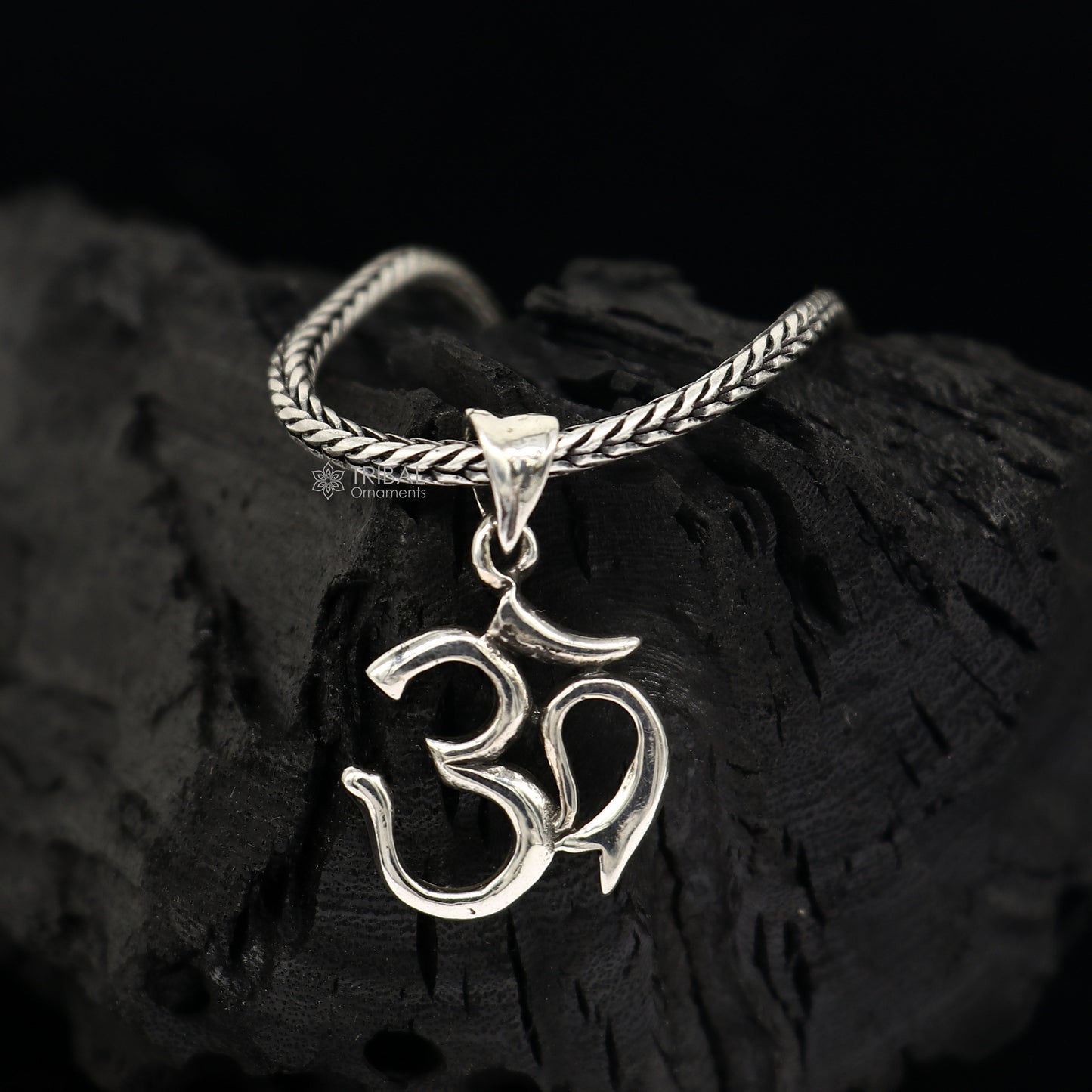 925 sterling silver unique design HINDU Vaidik Mantra Aum OR OM pendant wheat chain necklace locket best gifting jewelry Nsp717 - TRIBAL ORNAMENTS