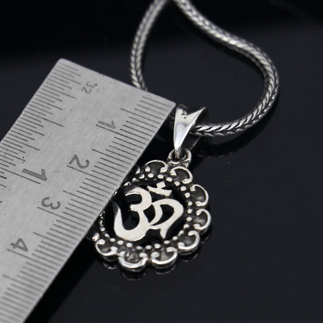 925 pure silver divine mantra AUM OR OM pendant best gifting pendant, wheat chain necklace locket best delicate unisex  jewelry nsp740 - TRIBAL ORNAMENTS