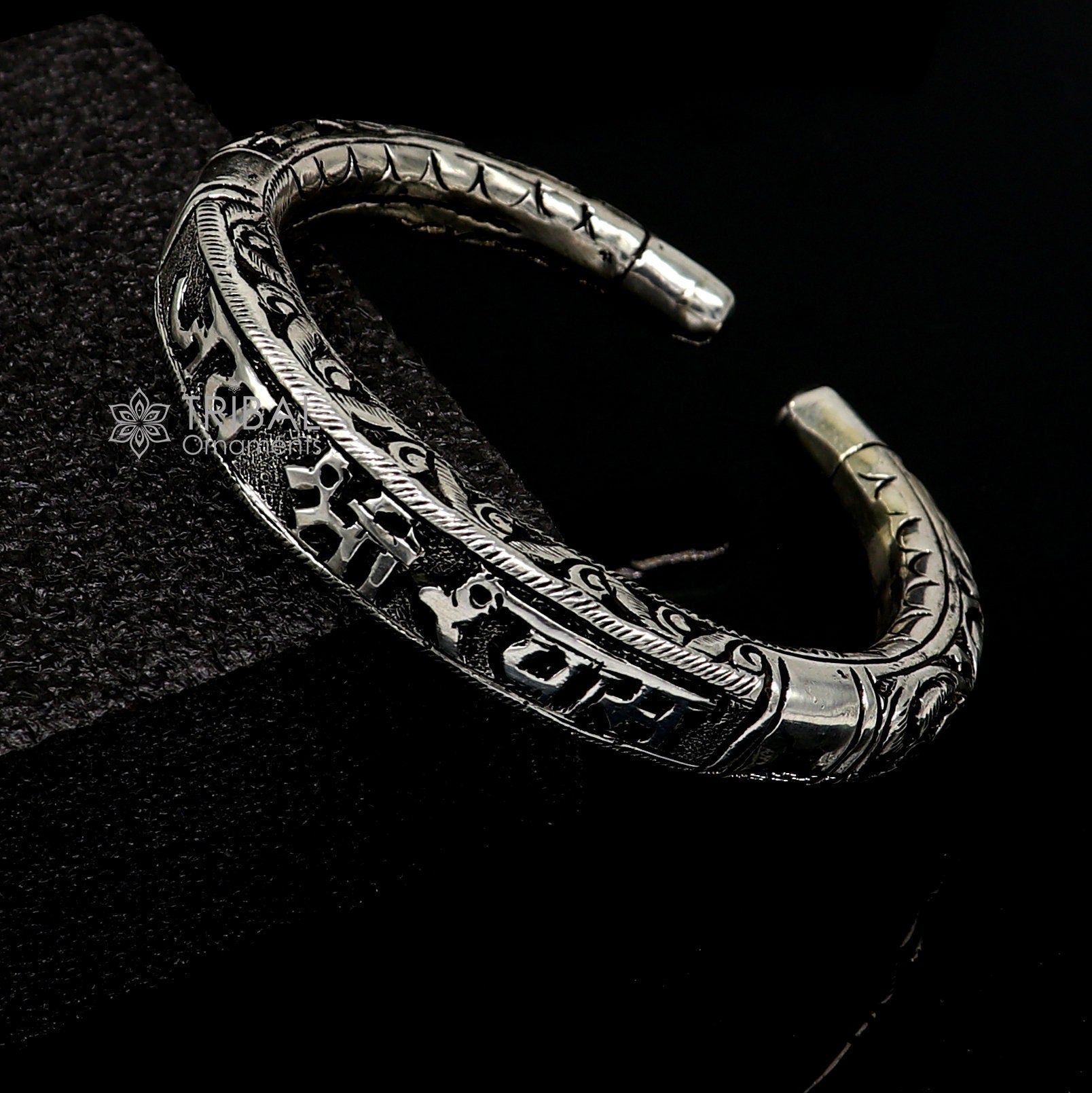 925 Sterling silver handmade Divine "jai Shree Shyam" Lord Krishna mantra bracelet kada best divine unisex tribal ethnic jewelry nsk709 - TRIBAL ORNAMENTS