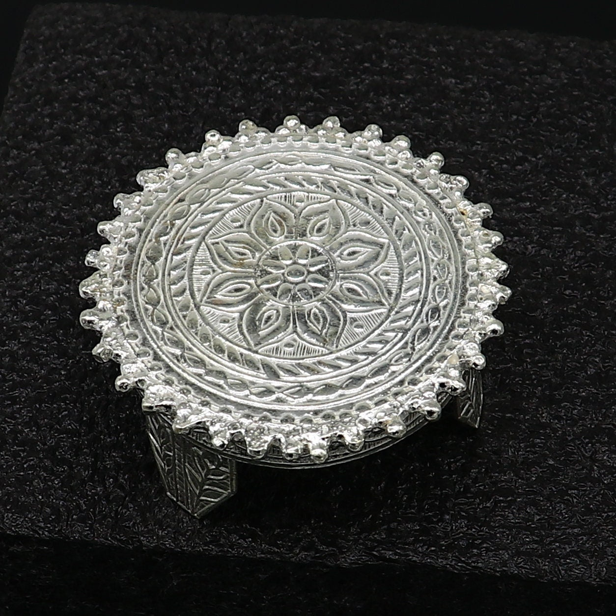 2" Vintage design 925 Sterling silver handmade small round shape table/bazot/chouki, excellent home puja utensils temple art su1161 - TRIBAL ORNAMENTS