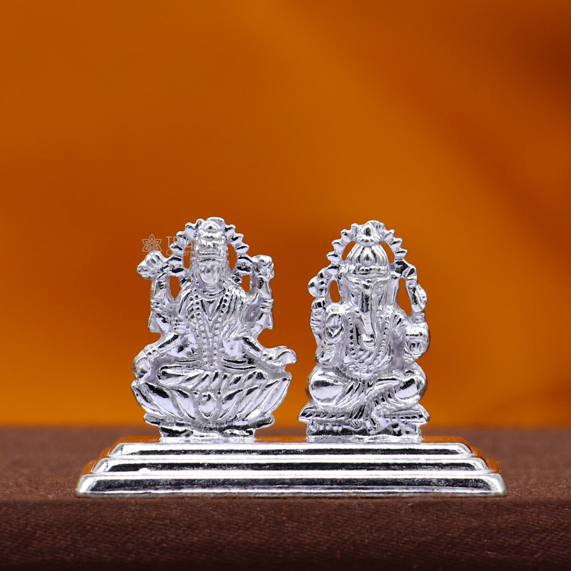 1" 925 Sterling silver handmade gorgeous Hindu idols Lakshmi and Ganesha statue, puja article figurine, home décor Diwali puja gift art662 - TRIBAL ORNAMENTS