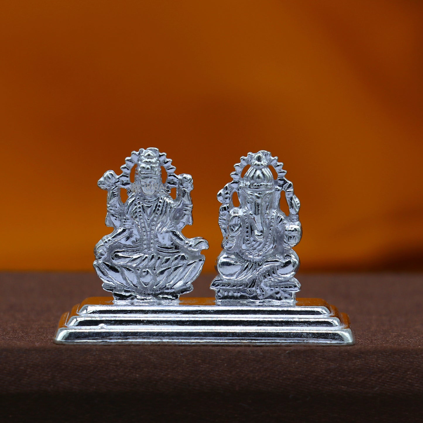 1" 925 Sterling silver handmade gorgeous Hindu idols Lakshmi and Ganesha statue, puja article figurine, home décor Diwali puja gift art662 - TRIBAL ORNAMENTS