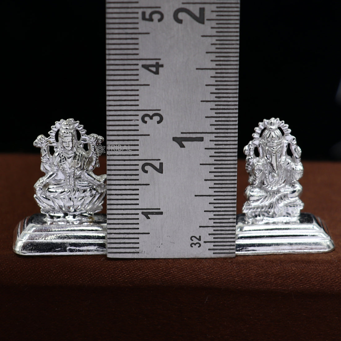 1" 925 Sterling silver handmade gorgeous Hindu idols Lakshmi and Ganesha statue, puja article figurine, home décor Diwali puja gift art663 - TRIBAL ORNAMENTS