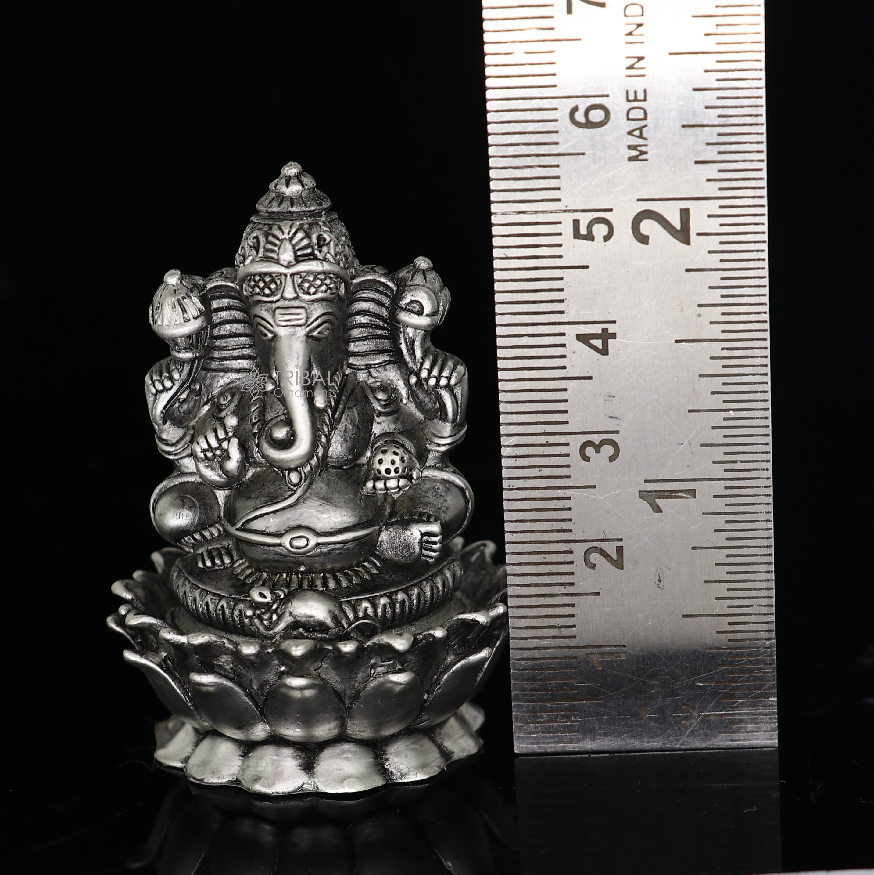 GOLDGIFTIDEAS Pure Silver Ganesha Idol for Gift, Silver Ganesh Statue for  Pooja