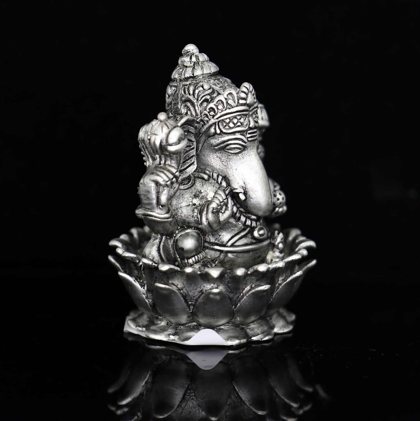 2"  925 Sterling silver handmade Hindu God Idol Ganesha statue, puja article figurine, home decor Diwali puja Divine silver article art681 - TRIBAL ORNAMENTS