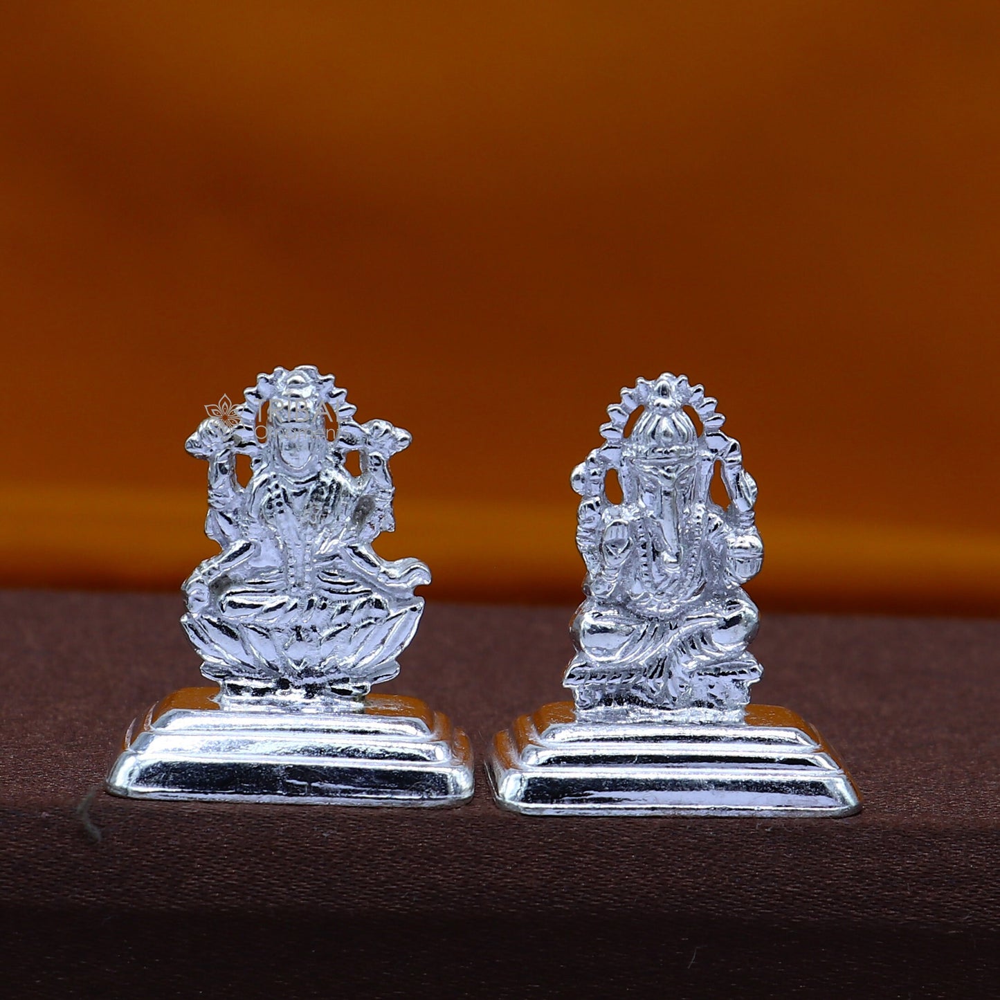 1" 925 Sterling silver handmade gorgeous Hindu idols Lakshmi and Ganesha statue, puja article figurine, home décor Diwali puja gift art663 - TRIBAL ORNAMENTS