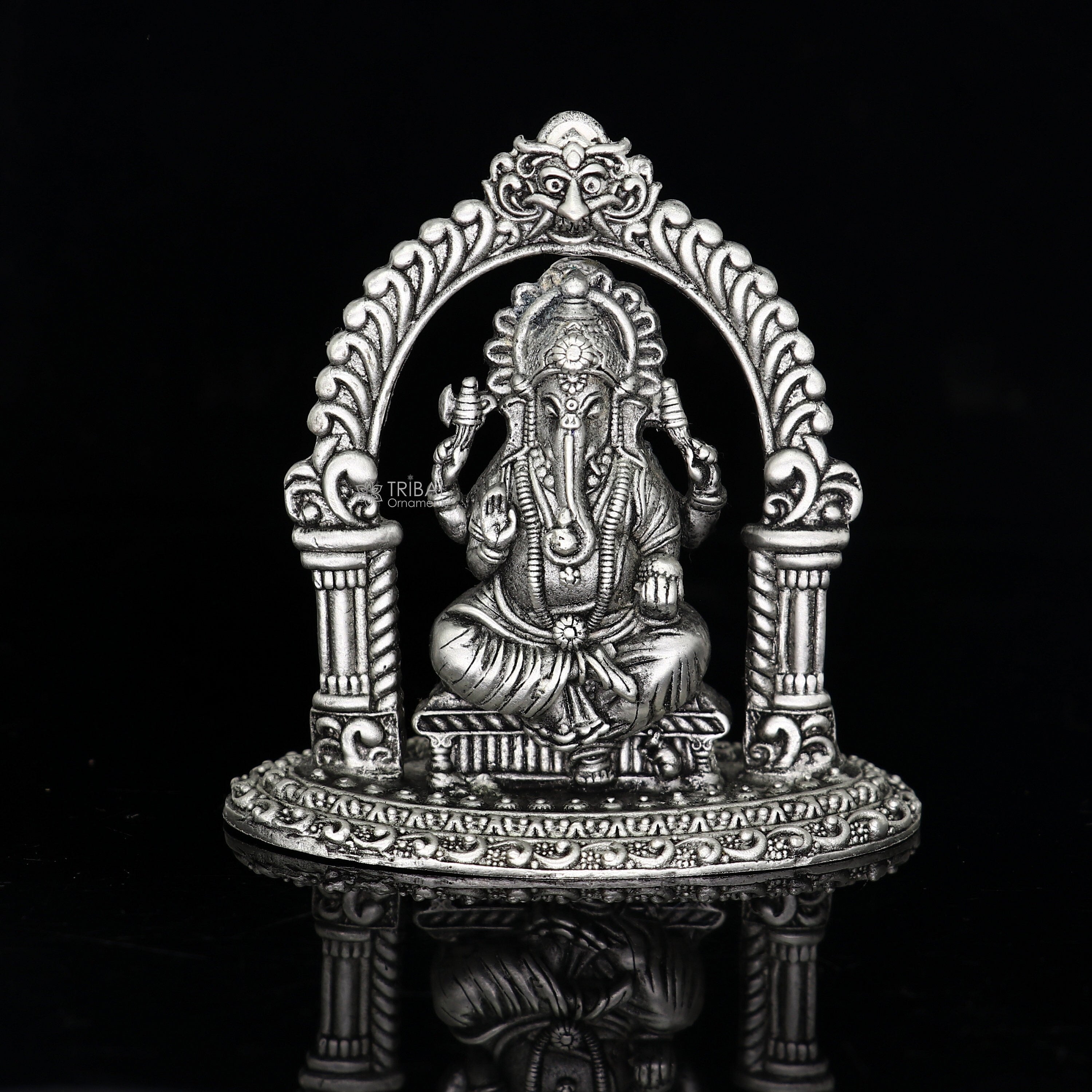 Buy SILVERSPOT JEWEL 999 Pure Silver Beautiful Colorful Vishnu and Laxmi  Together with Acrylic Base Idol/Statue/Murti for Pooja/Gift Item for  Auspicious Occasion/Car Dashboard Online at Best Prices in India - JioMart.