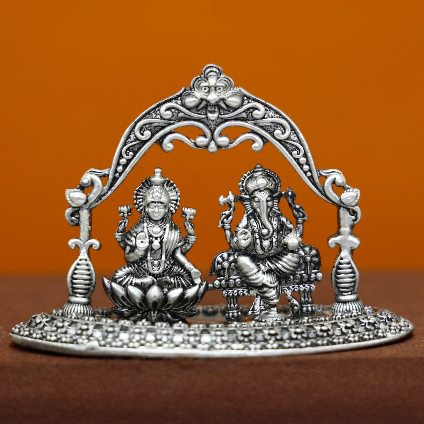 1.2" 925 Sterling silver Lakshmi and Ganesha statue, puja article figurine, Diwali puja brings joy, hope, and wealth to the owners art709 - TRIBAL ORNAMENTS
