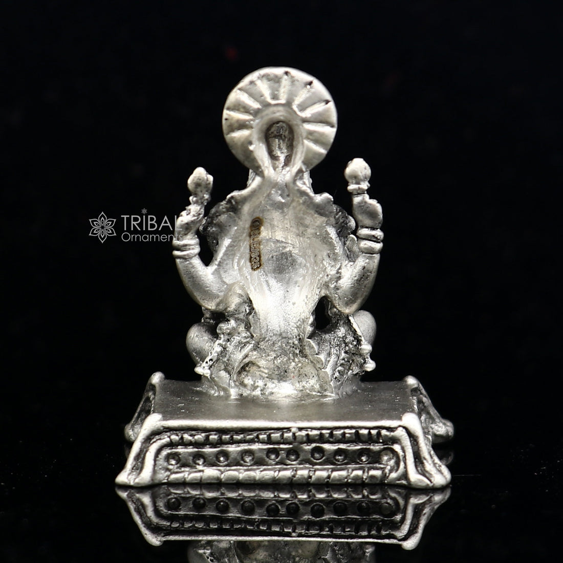 925 silver Goddess Lakshmi Divine statue figurine for puja,best way for Diwali festival puja or worshipping for wealth and prosperity art741 - TRIBAL ORNAMENTS