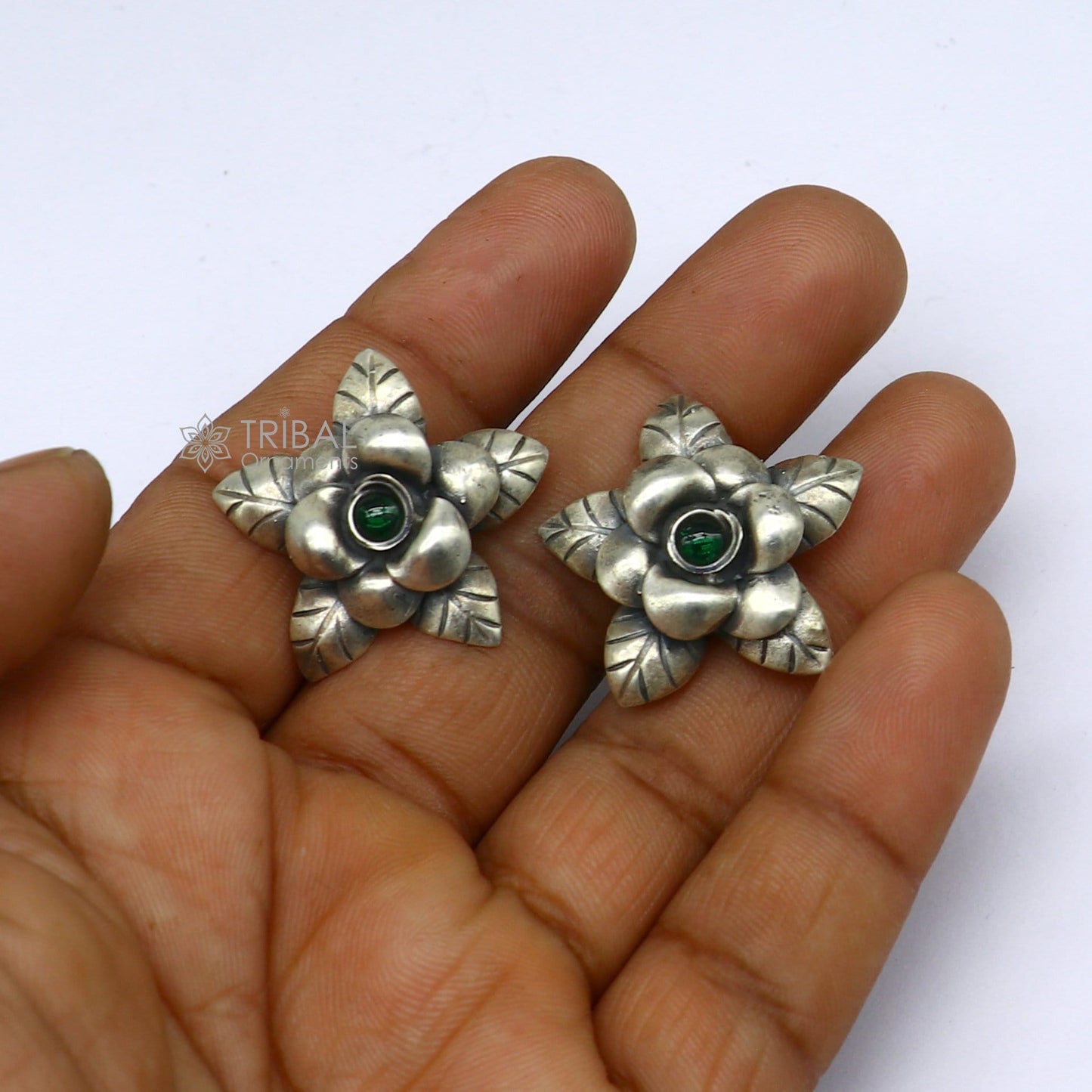 925 sterling silver handmade floral design Stud earring with green stone fancy girl's earring brides jewelry from india S1253 - TRIBAL ORNAMENTS