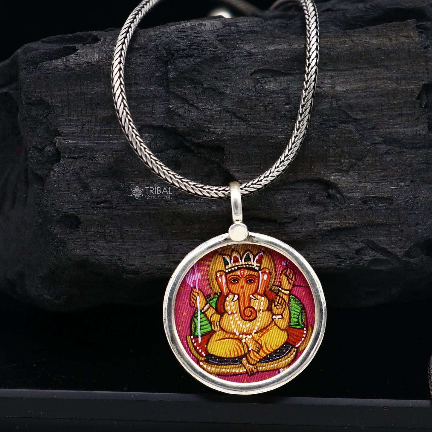 925 sterling silver handmade idol God Ganesha pendant, amazing divine painting pendant unisex gifting functional kavacham jewelry nsp765 - TRIBAL ORNAMENTS