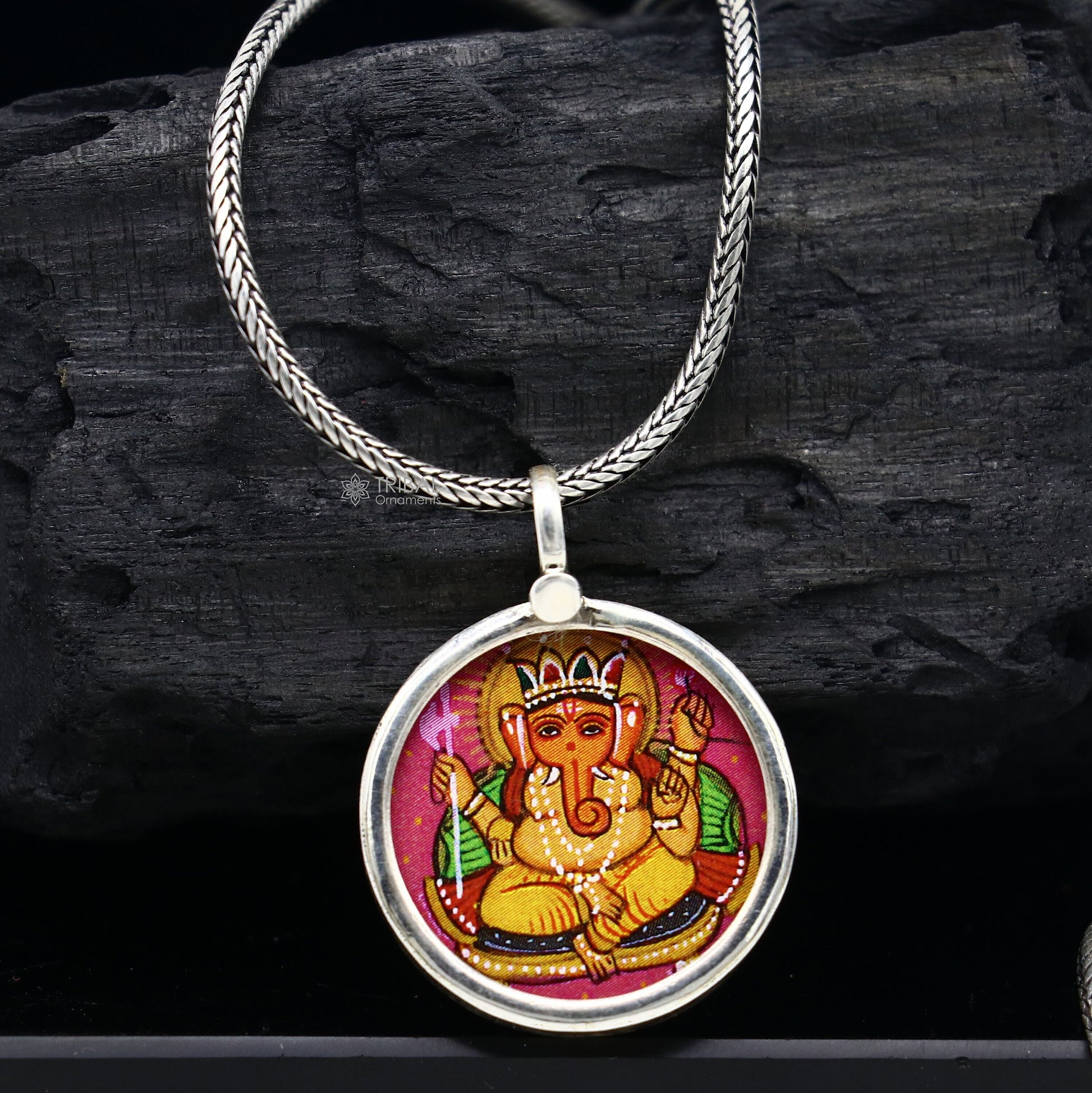 925 sterling silver handmade idol God Ganesha pendant, amazing divine painting pendant unisex gifting functional kavacham jewelry nsp765 - TRIBAL ORNAMENTS