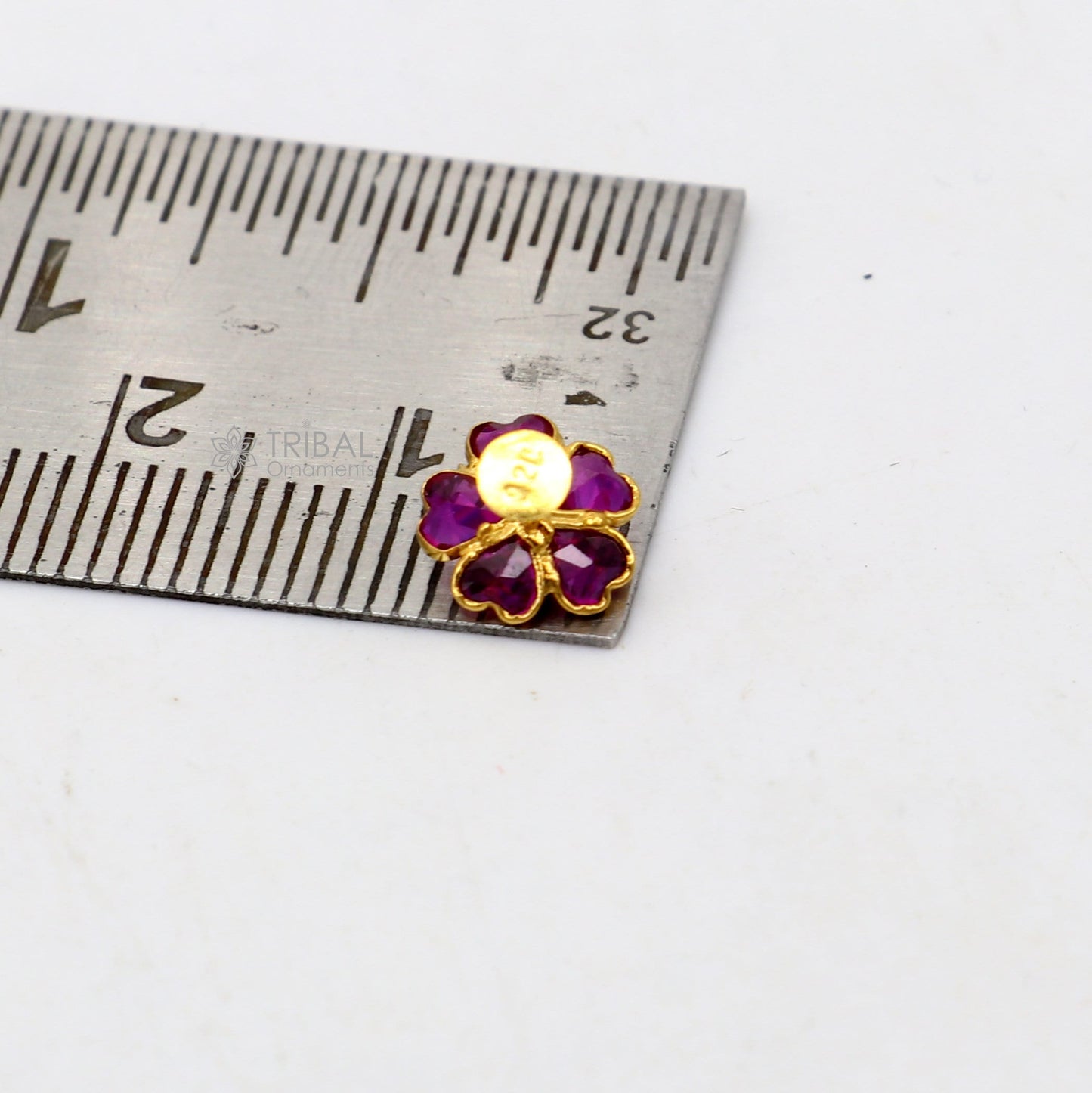 Genuine 14k yellow gold handmade fabulous red and Green Stone excellent vintage flower design stud earrings pair unisex jewelry er172 - TRIBAL ORNAMENTS