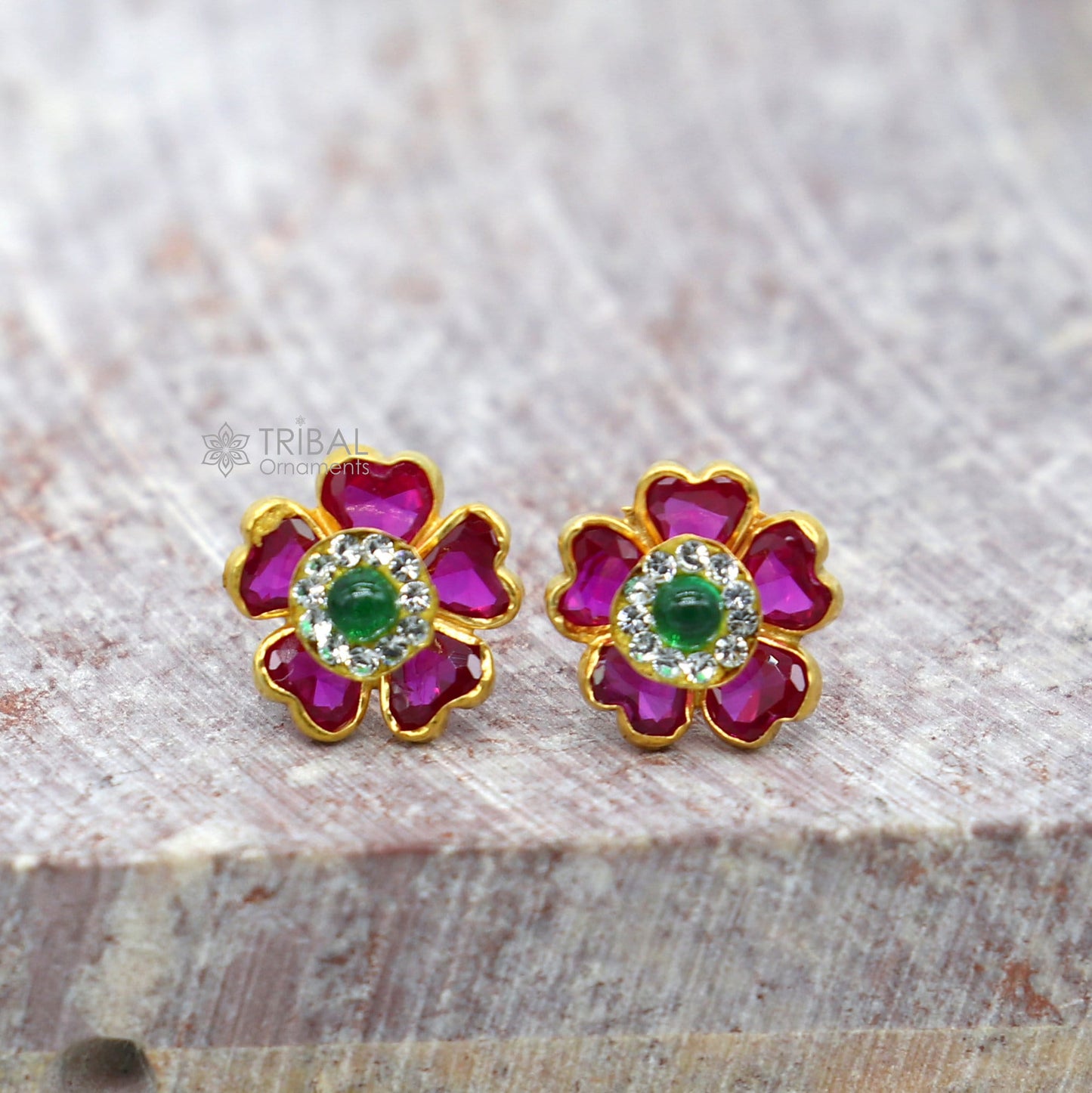 Genuine 14k yellow gold handmade fabulous red and Green Stone excellent vintage flower design stud earrings pair unisex jewelry er172 - TRIBAL ORNAMENTS