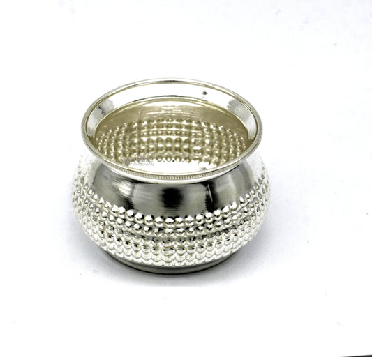 925 sterling silver handmade gorgeous small idol's Prasadam box, trinket box, container box, elegant silver article utensil su1283 - TRIBAL ORNAMENTS