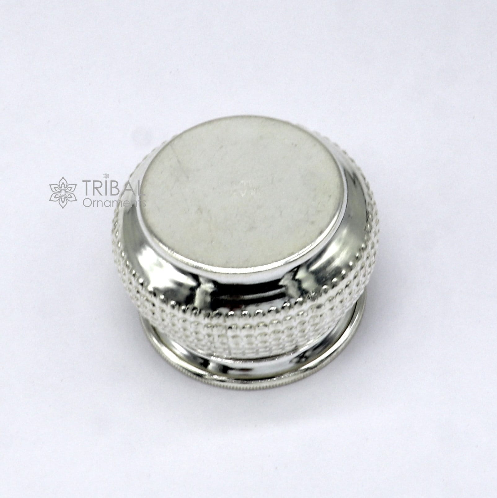 925 sterling silver handmade gorgeous small idol's Prasadam box, trinket box, container box, elegant silver article utensil su1283 - TRIBAL ORNAMENTS