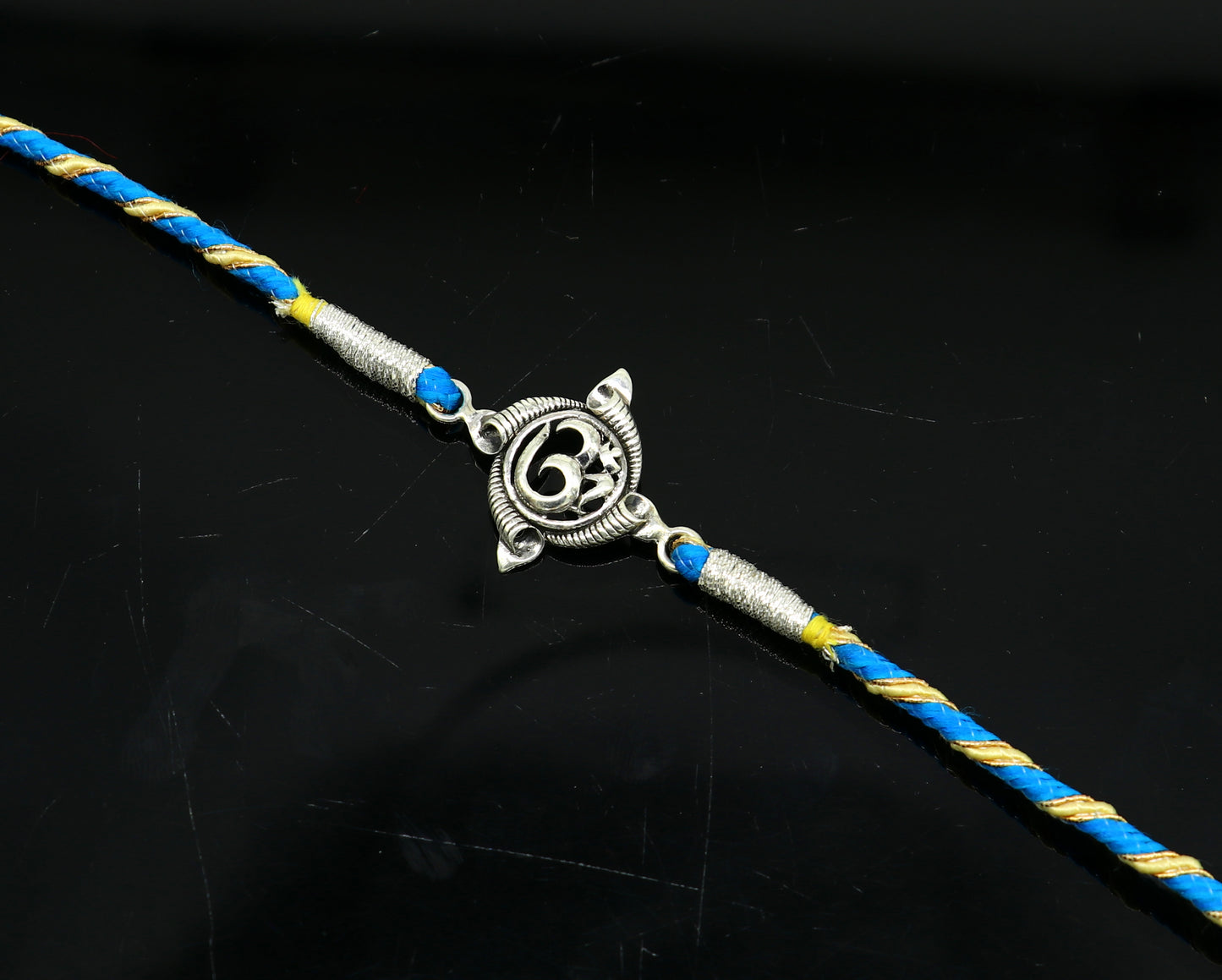 925 sterling silver handmade AUM design Rakhi Bracelet, amazing stylish gift for Rakshabandhan rk54 - TRIBAL ORNAMENTS