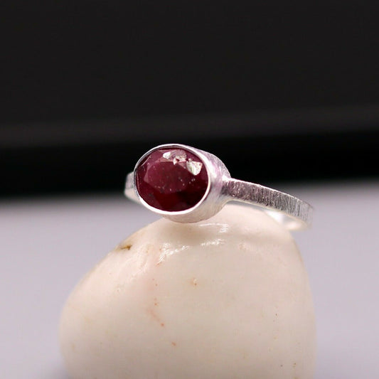HAND CRAFTED DESIGN SIMULATED RUBY STONE 925 SILVER RING BAND GIFTING sr150 - TRIBAL ORNAMENTS