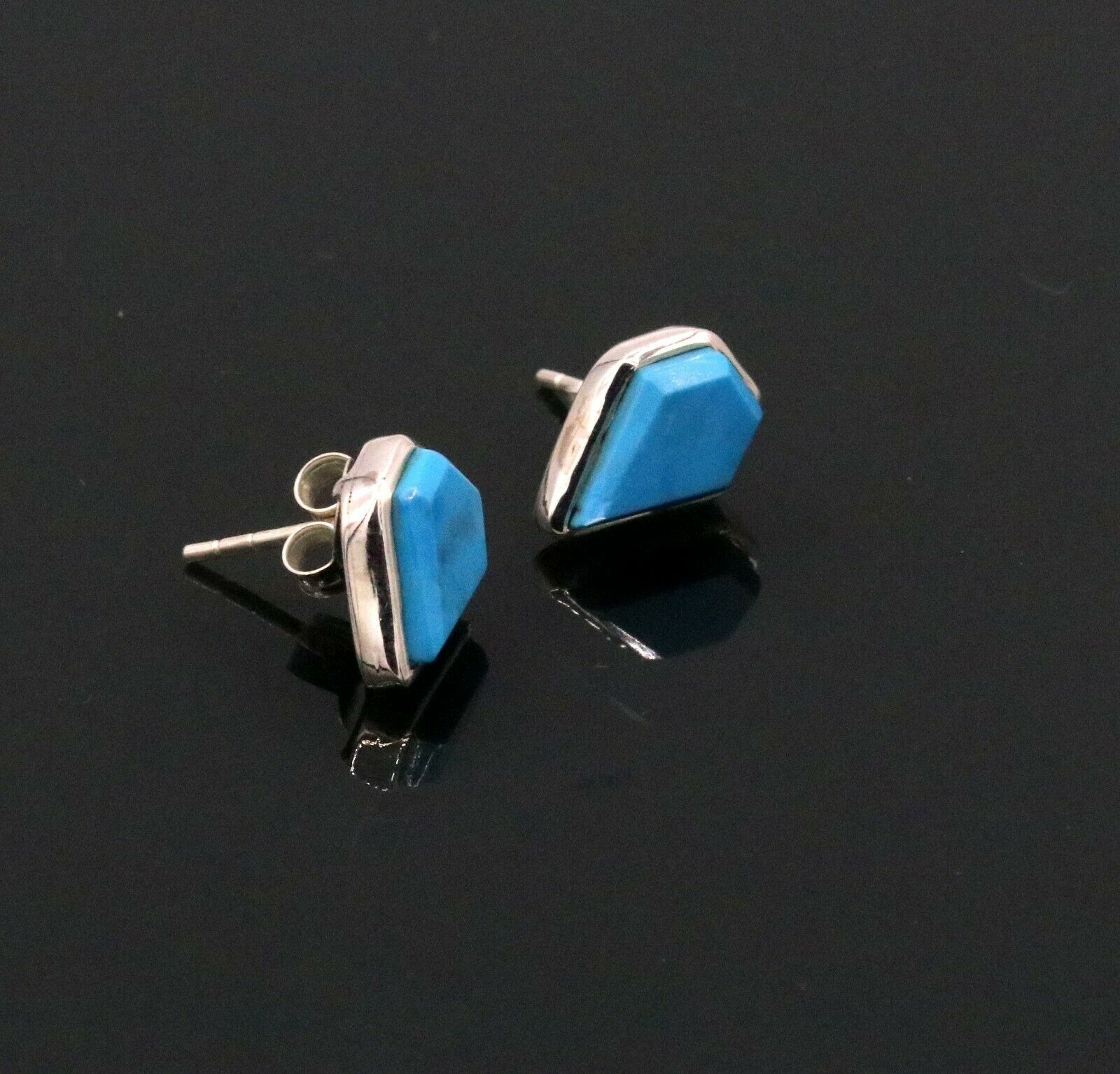 BLUE TURQUOISE STONE FABULOUS SOLID 925 SILVER STUD EARRINGS JEWELRY UNISEX S290 - TRIBAL ORNAMENTS