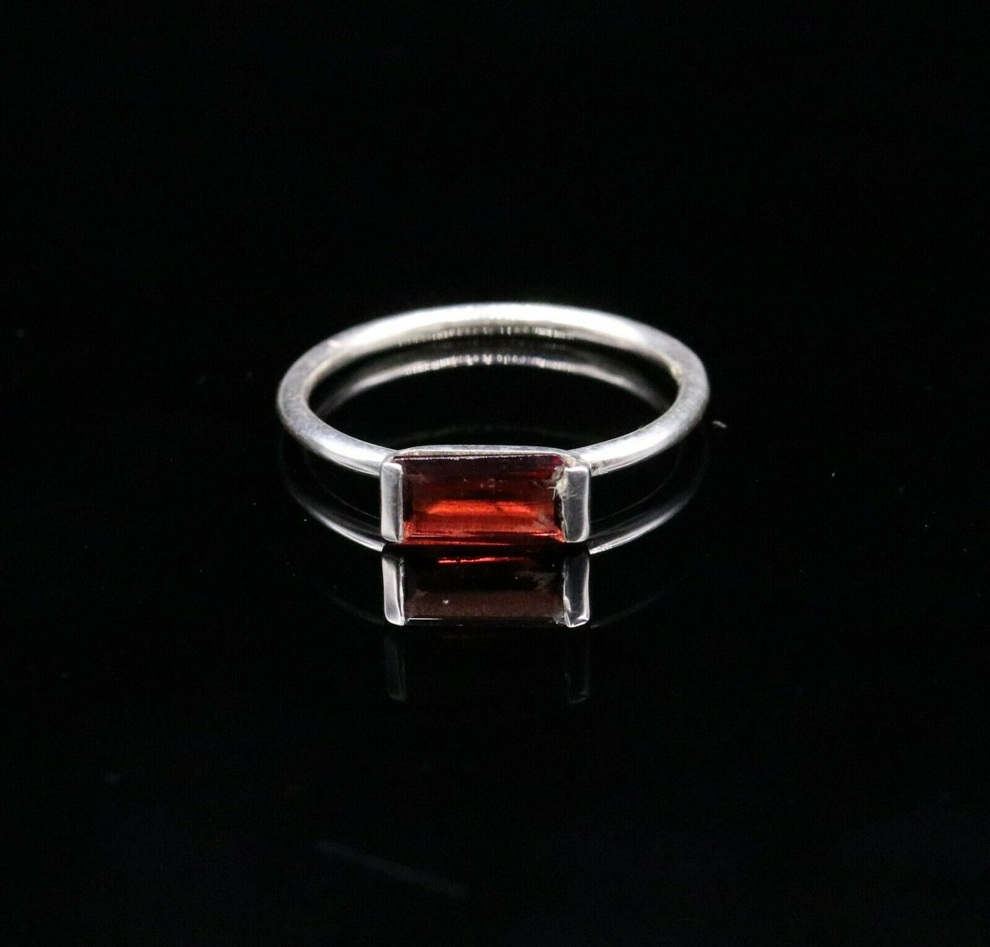 925 STERLING SILVER RED GARNET STONE RING UNISEX GIFTING BAND TINY RING sr189 - TRIBAL ORNAMENTS