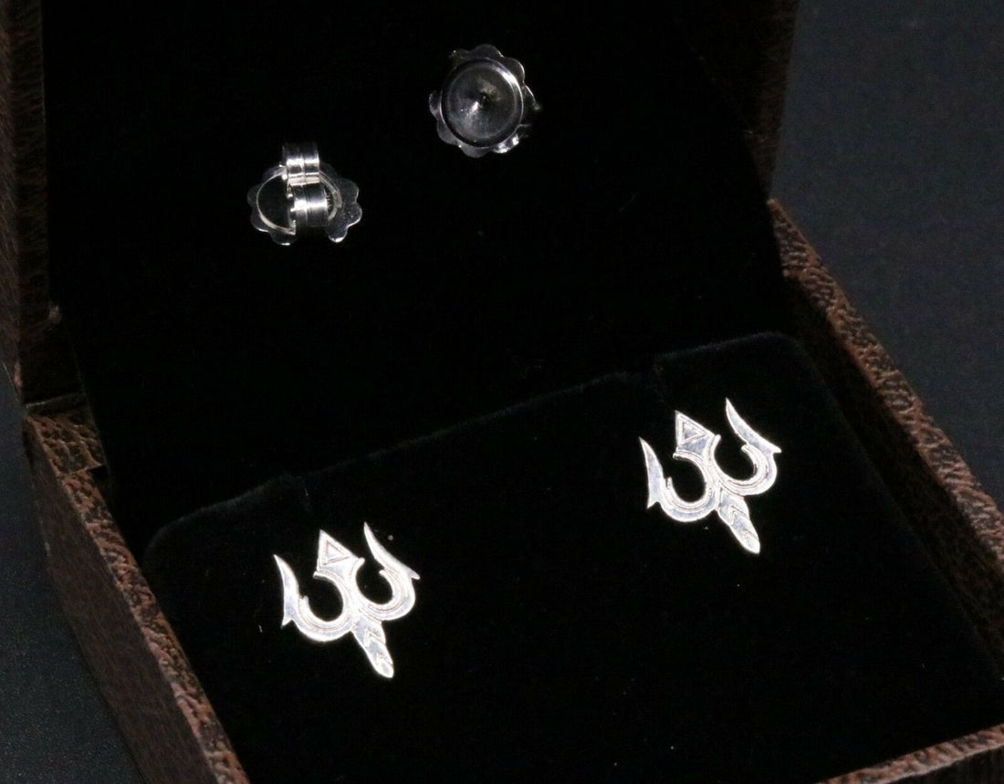 VINTAGE REGIONAL HANDMADE SILVER LORD SHIVA TRIDENT SHAPE SUER STUD EARRING -23 - TRIBAL ORNAMENTS