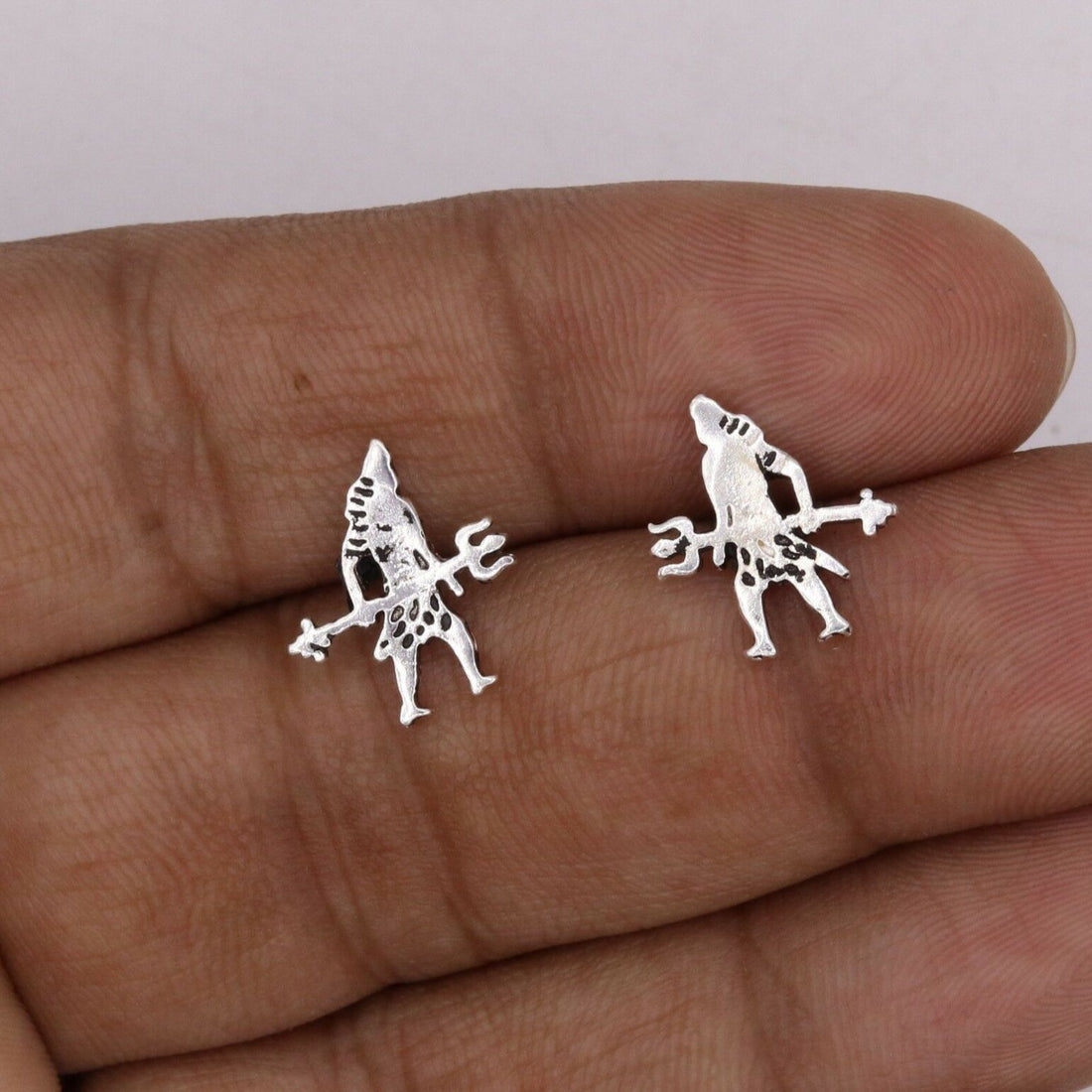 INDIAN IDOL 925 SILVER LORD SHIVA WITH TRIDENT DESIGN STUD EARRING JEWELRY S-38 - TRIBAL ORNAMENTS