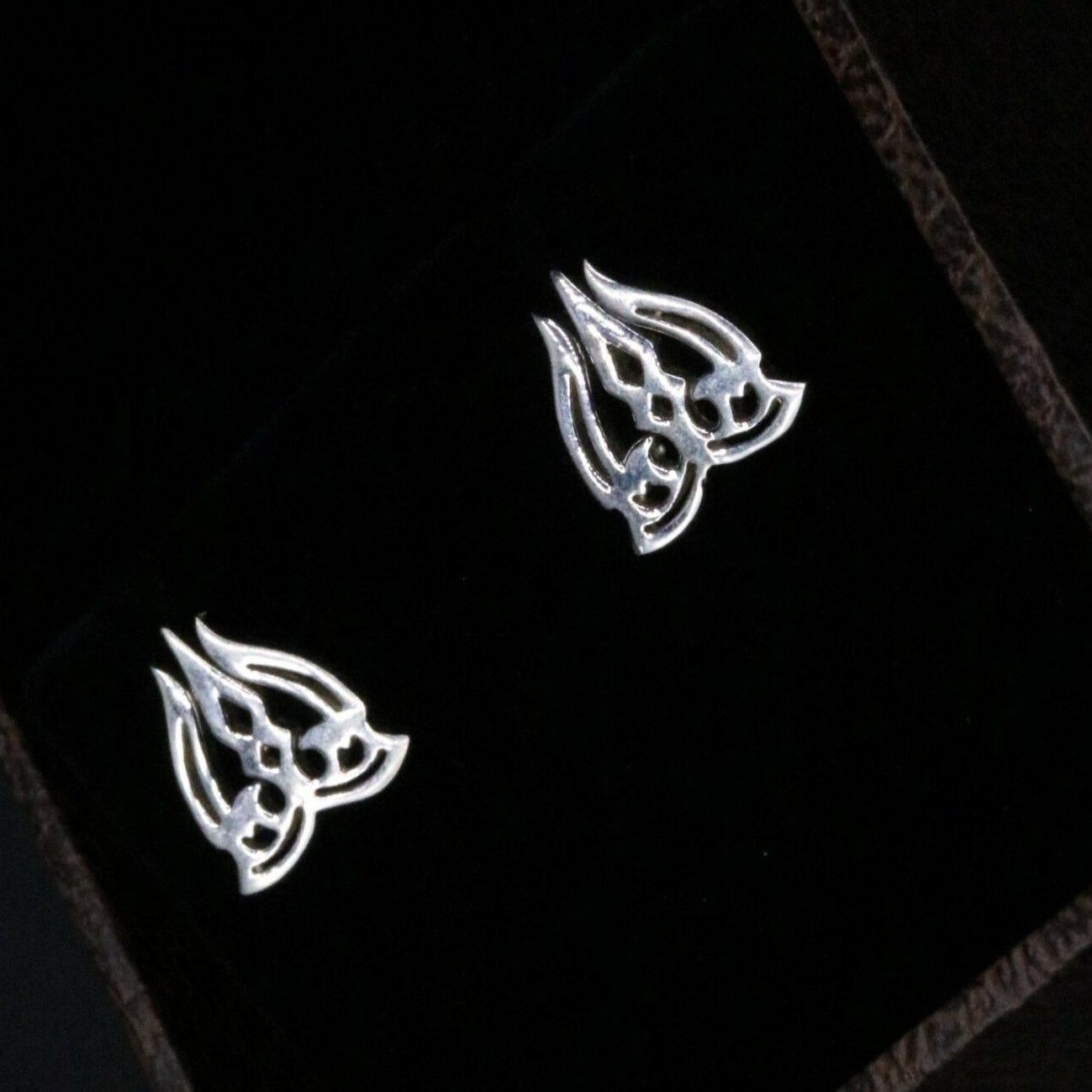 SILVER HANDADE IDOL SHIVA AWESOME TRIDENT TRISHUL FANCY MEN'S STUD EARRING S-24 - TRIBAL ORNAMENTS