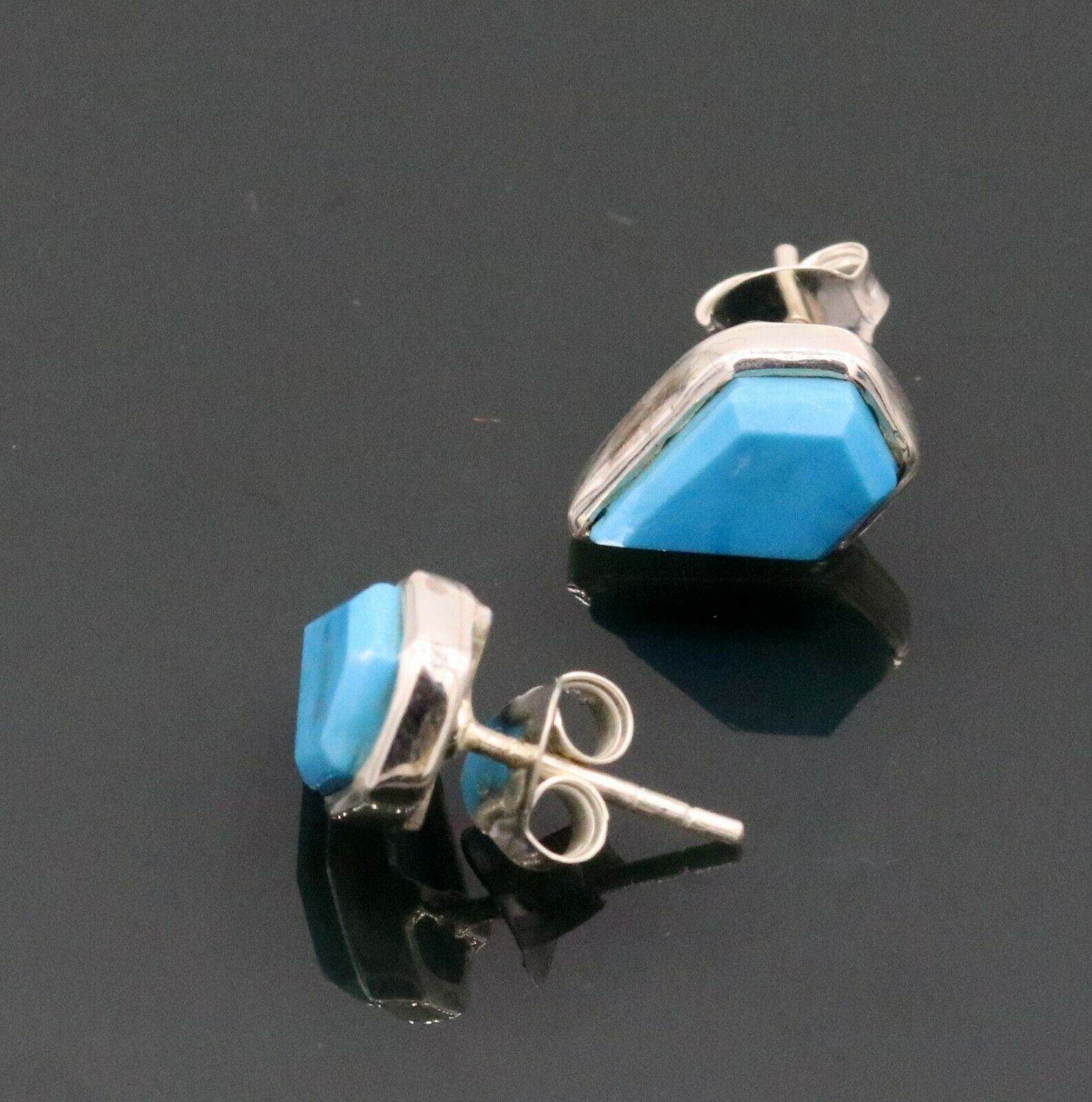 BLUE TURQUOISE STONE FABULOUS SOLID 925 SILVER STUD EARRINGS JEWELRY UNISEX S290 - TRIBAL ORNAMENTS