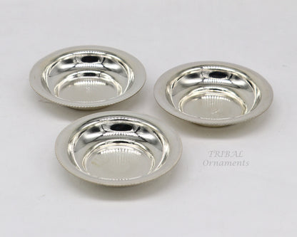 Handmade 925 silver small plate or Tilak bowl by TRIBAL ORNAMENTS, ideal for saffron, sandal, or kumkum tilak.