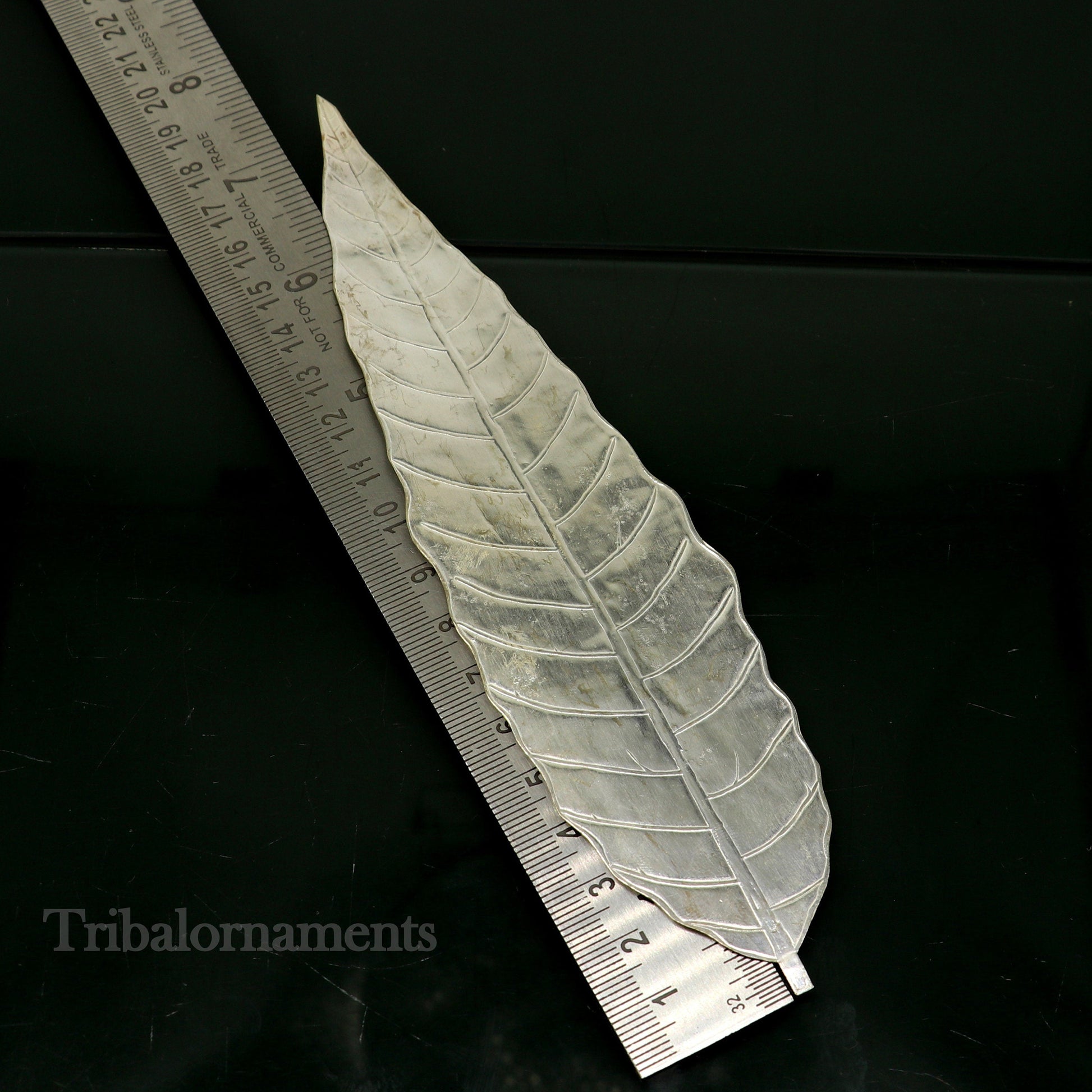 Silver mango tree design leaf Amazing puja worshipping article solid sterling silver diwali puja articles, silver utensils from india su512 - TRIBAL ORNAMENTS