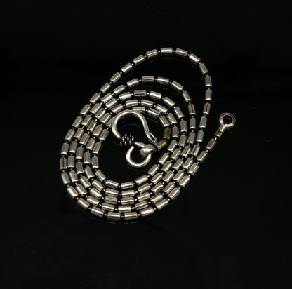 Sterling silver handmade beaded chain necklace from TRIBAL ORNAMENTS, stylish customized jewelry, perfect for gifting.