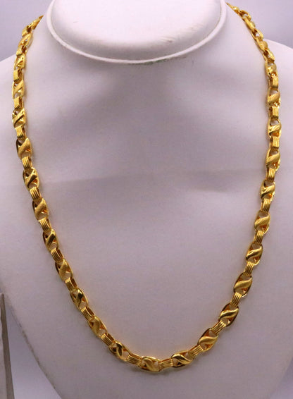22K gold vintage lotus link chain necklace, 7.5mm unisex traditional jewelry from Rajasthan, India, with engraved design by TRIBAL ORNAMENTS.