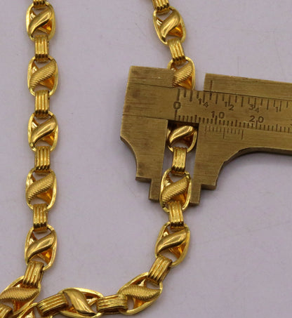 22K gold vintage handmade Lotus link chain necklace, 7.5mm unisex traditional jewelry from Rajasthan with engraved design.