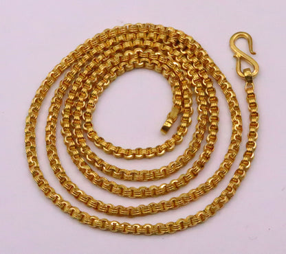 22K solid yellow gold Rolo link chain necklace, 2.5mm unisex design, handmade 24-inch gold necklace with hallmarked 916 from India.