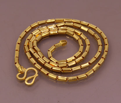 22K yellow gold handmade Baht chain necklace, 2.5mm thick, authentic Indian traditional jewelry, crafted by TRIBAL ORNAMENTS.