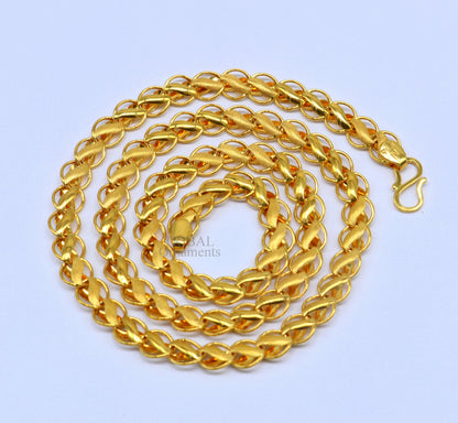 22K yellow gold handmade lotus chain necklace with custom length, hallmarked, suitable for men’s gifting, wedding, or anniversary.