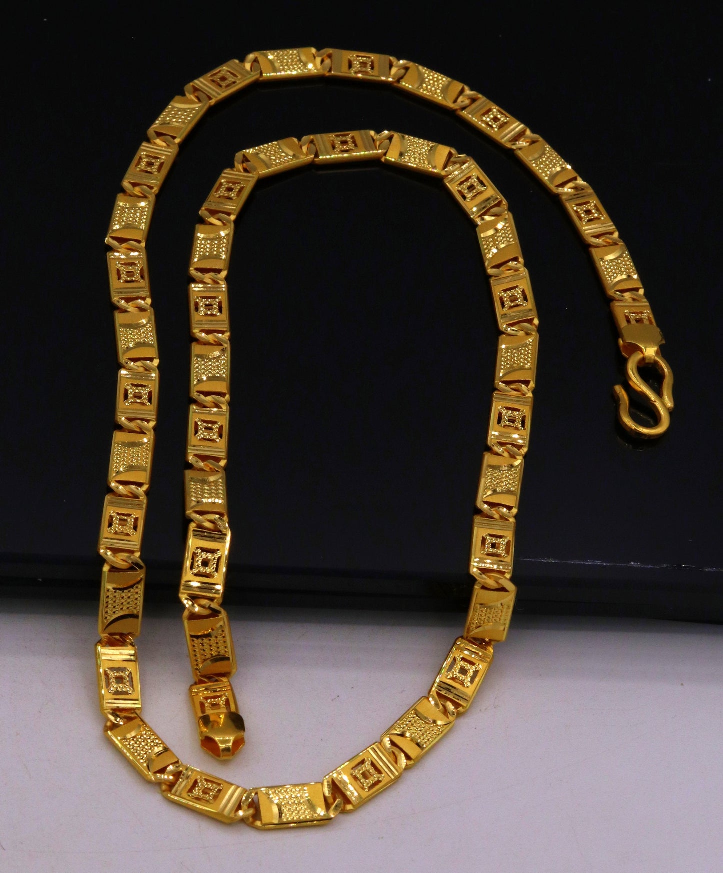 22K yellow gold handmade Nawabi chain necklace with 6mm diamond-cut royal design and hallmarked Indian jewelry by TRIBAL ORNAMENTS.