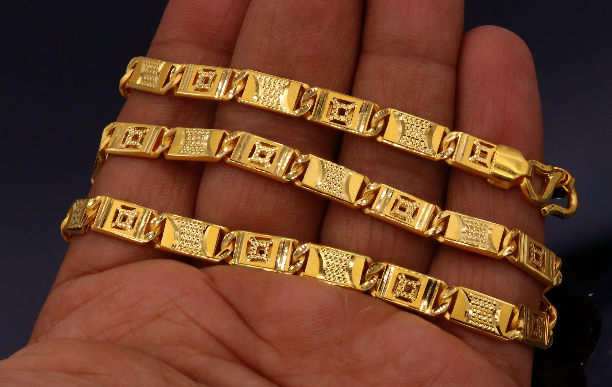 22K yellow gold handmade Nawabi chain necklace with 6mm diamond-cut royal design, hallmarked Indian jewelry by Tribal Ornaments.
