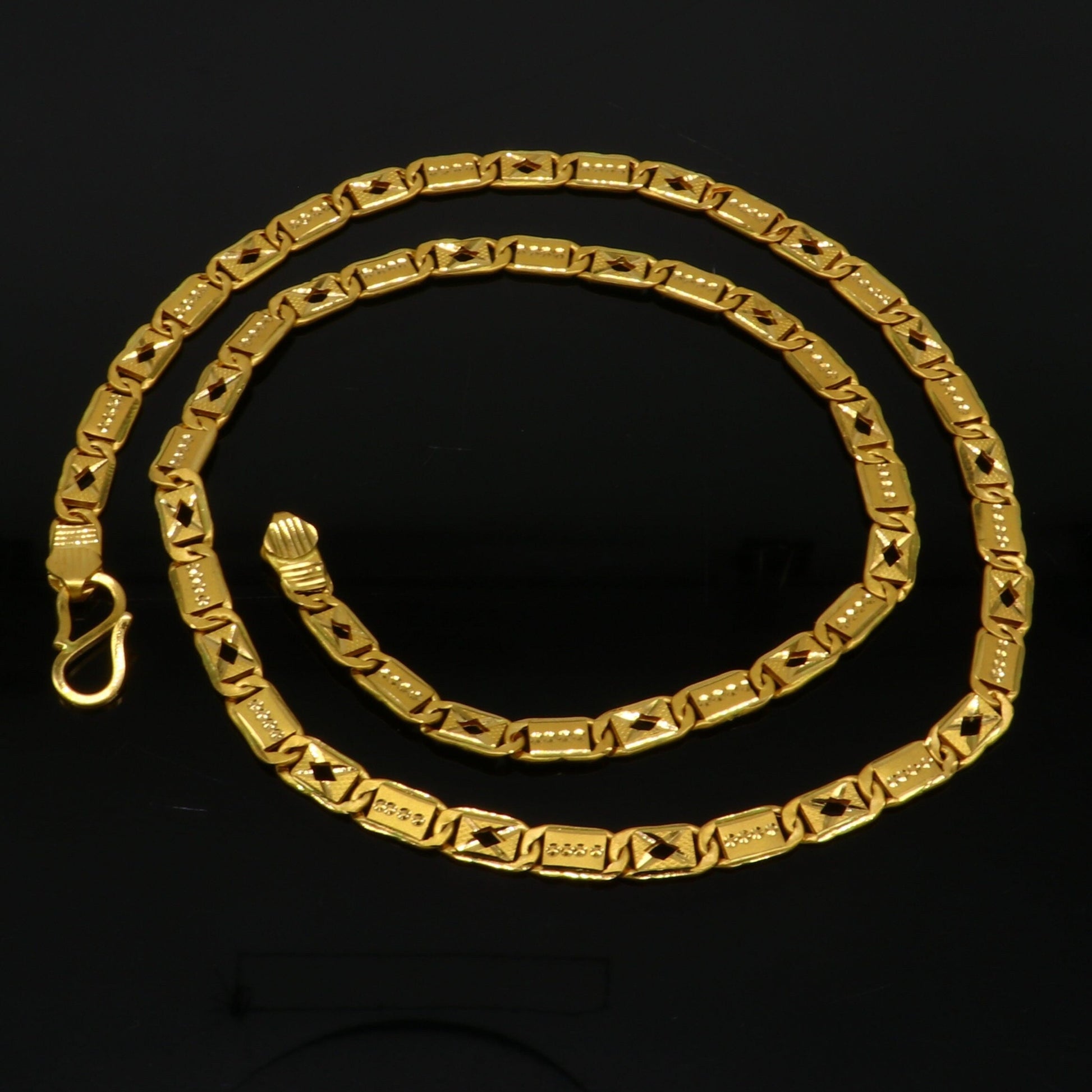 22K yellow gold royal Nawabi Baht chain necklace, handmade bar chain design for men, hallmarked 916, custom gifting jewelry.