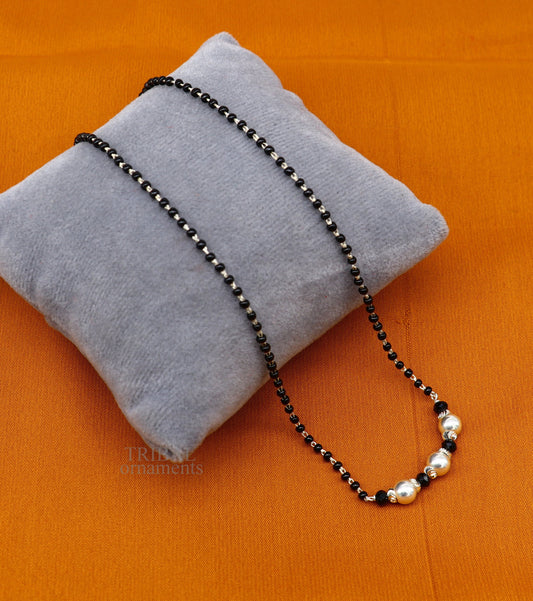 Sterling silver black beads chain necklace with small silver bead pendant, traditional style beaded jewelry from Tribal Ornaments.