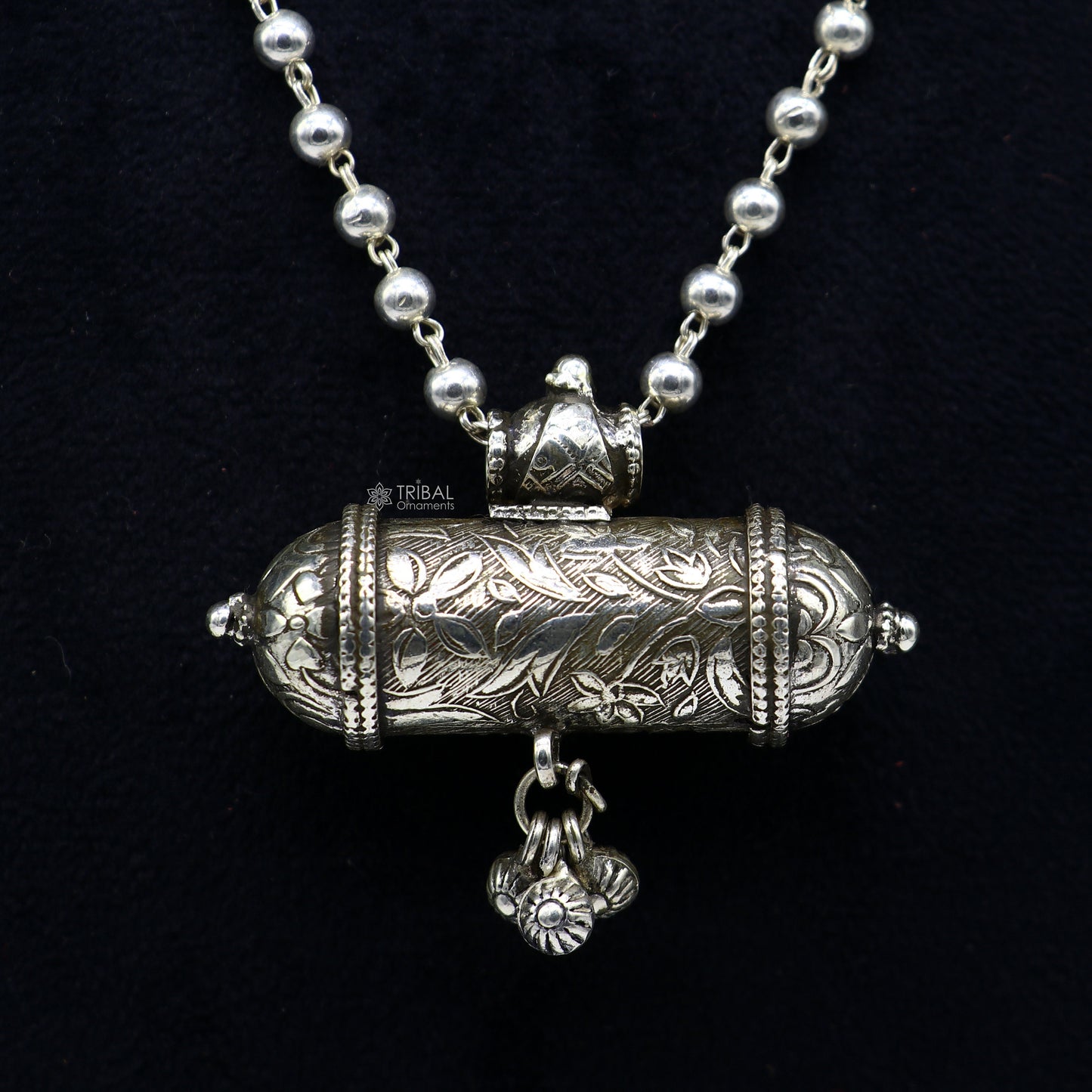 925 Sterling silver tribal pendant with wax-filled beaded necklace, traditional choker bridal jewelry set by TRIBAL ORNAMENTS.