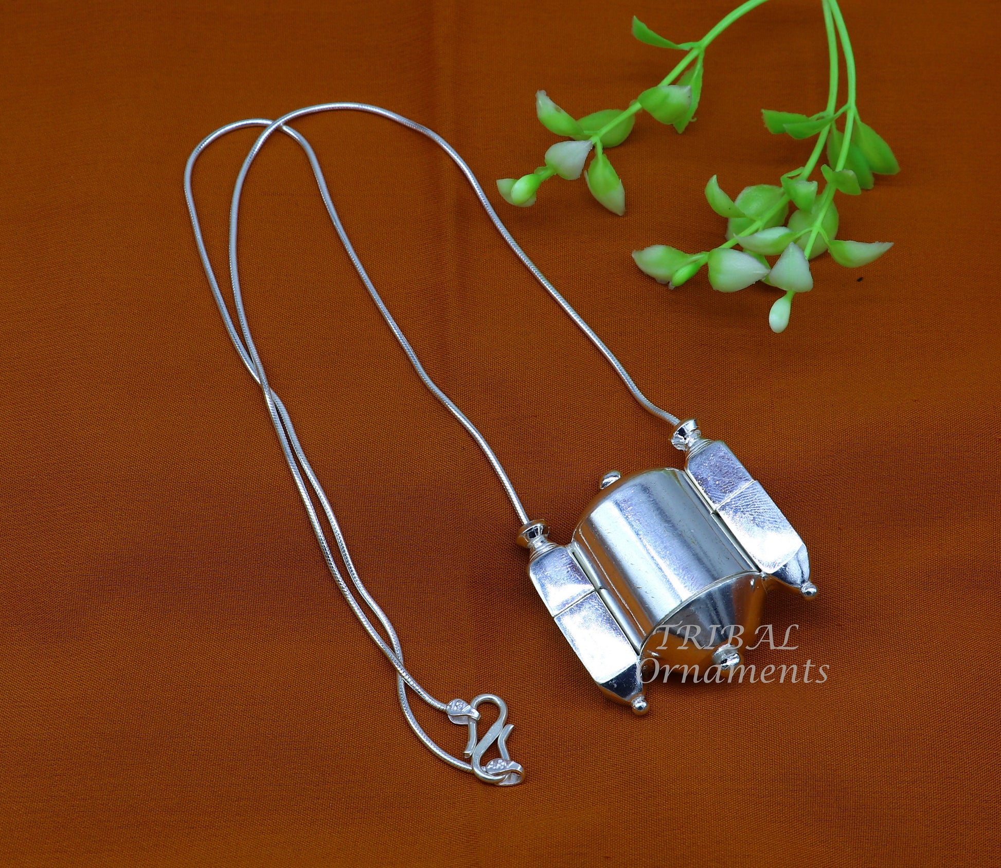 Sterling silver chain and Shiva Lingam box pendant jewelry set by Tribal Ornaments, featuring handcrafted Indian tribal design.