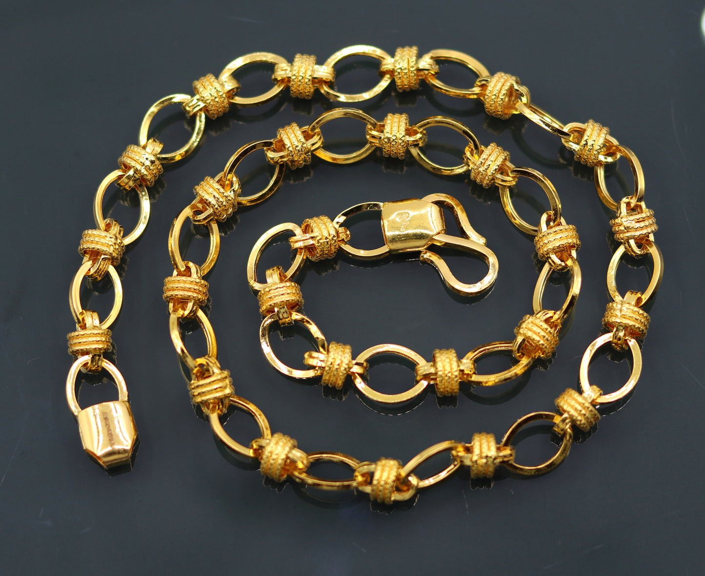 Vintage handmade 22K yellow gold link chain necklace, 8-9mm wide, unisex royal Rajasthan jewelry by TRIBAL ORNAMENTS.